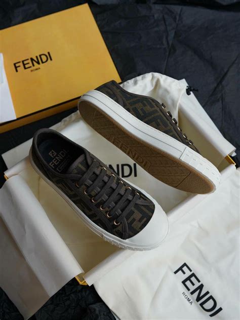 fendi кеды женские